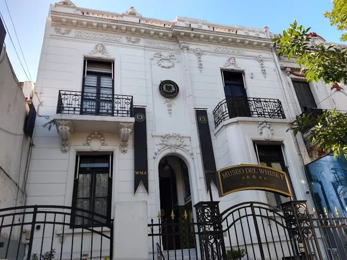 Mansión Histórica en Monroe 3982